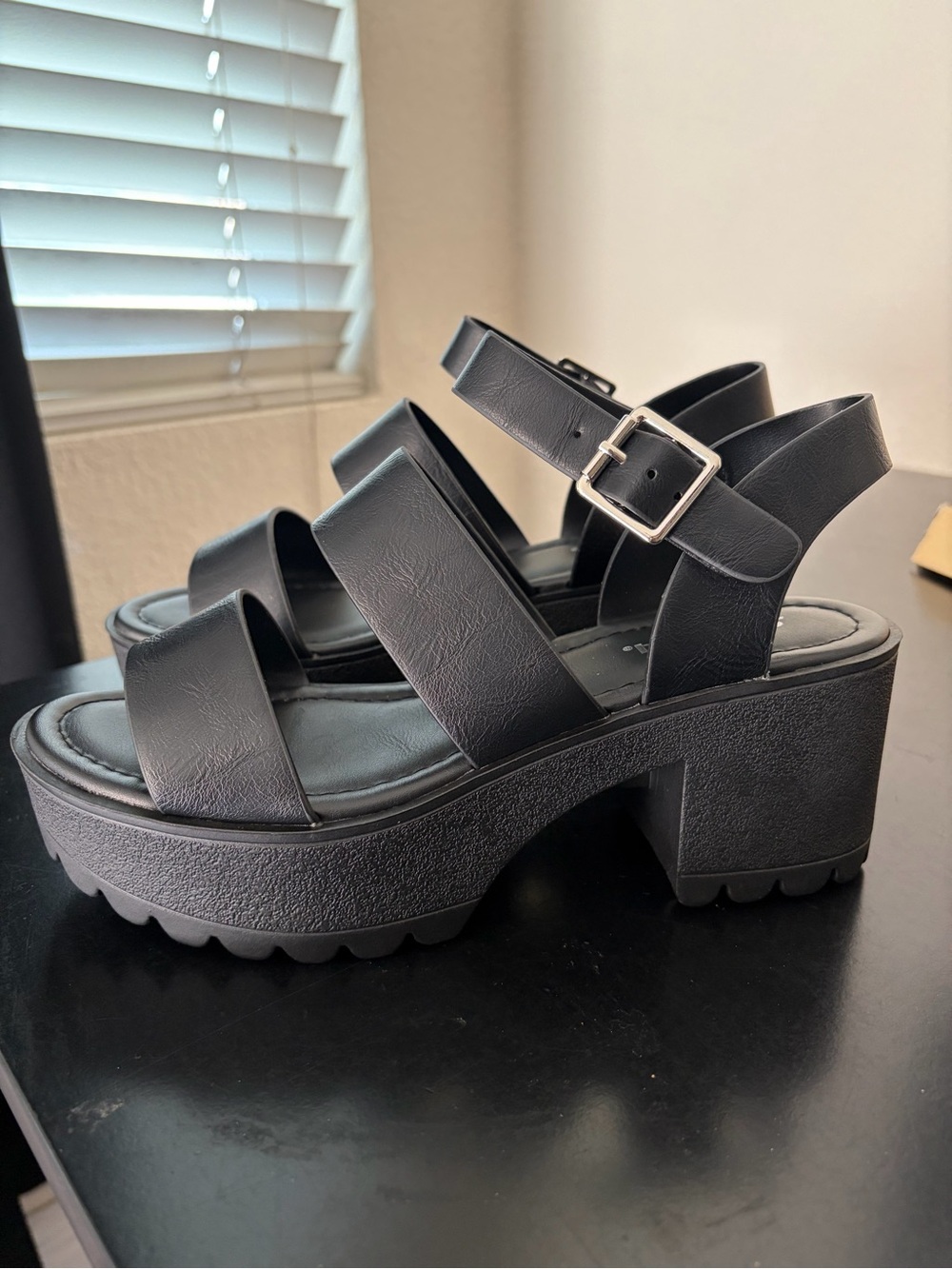 Women's Black Platform Heeled Sandals - Classic Strappy Design